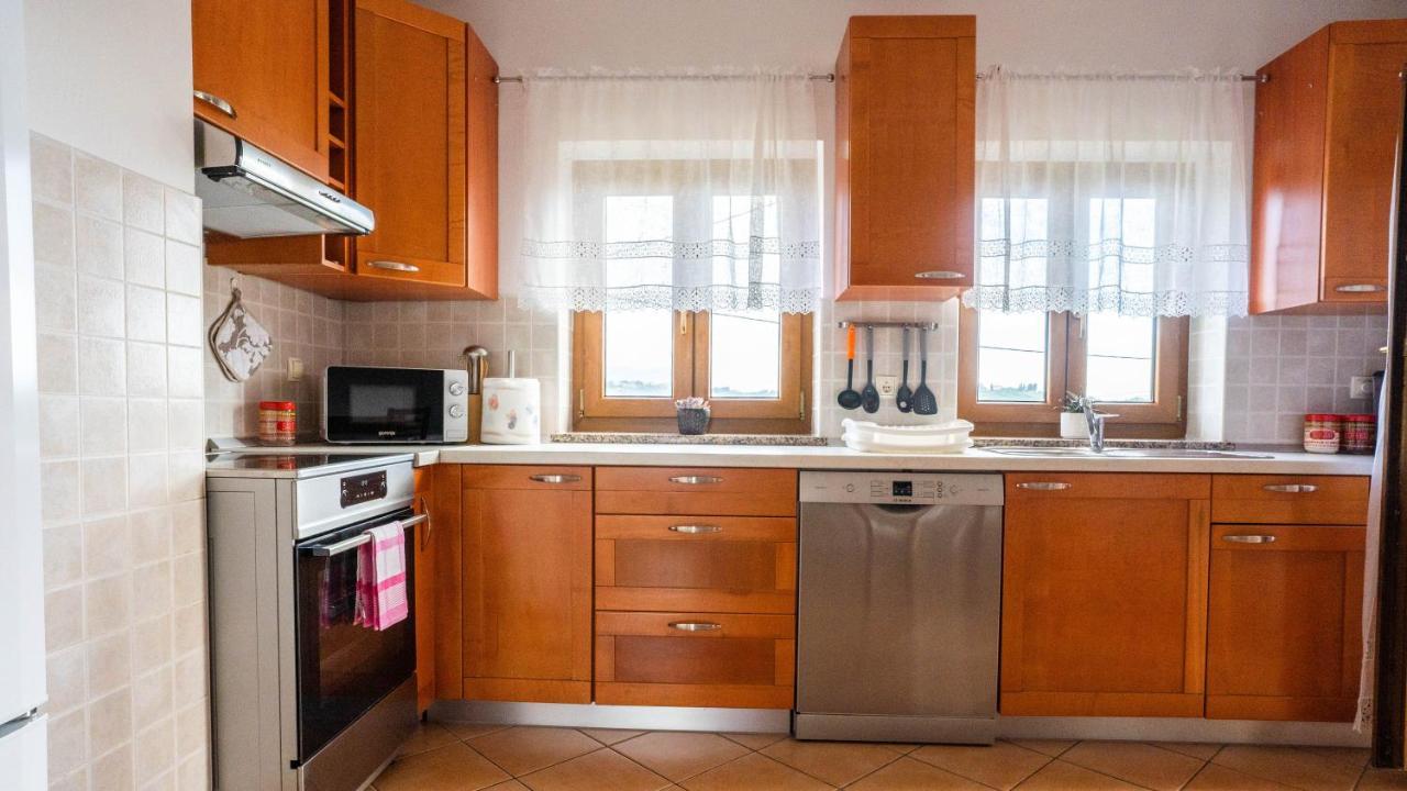 Apartma Tri Oljke Dobrovo Luaran gambar